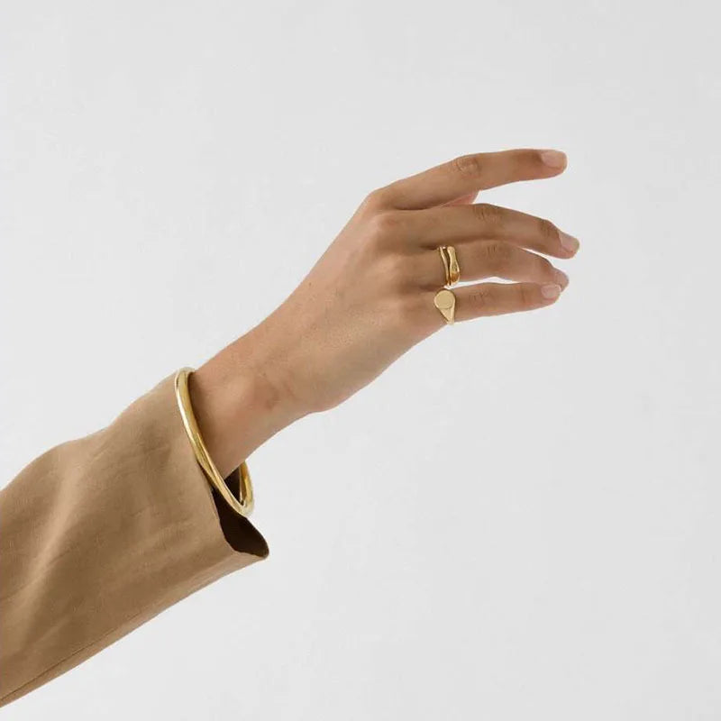 He42c214b5cf04db69d111304f6f74b9bT